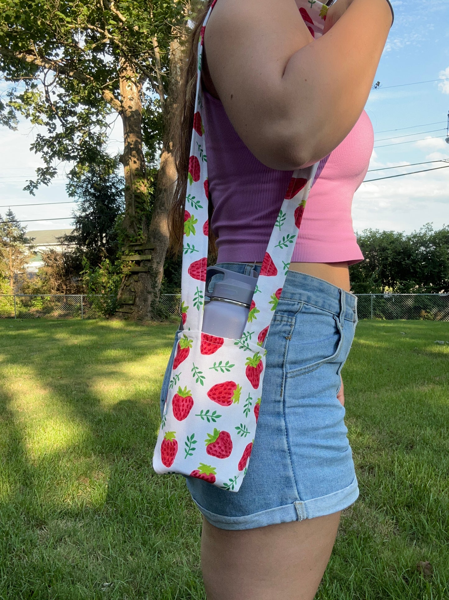 Mini cross body bottle bag